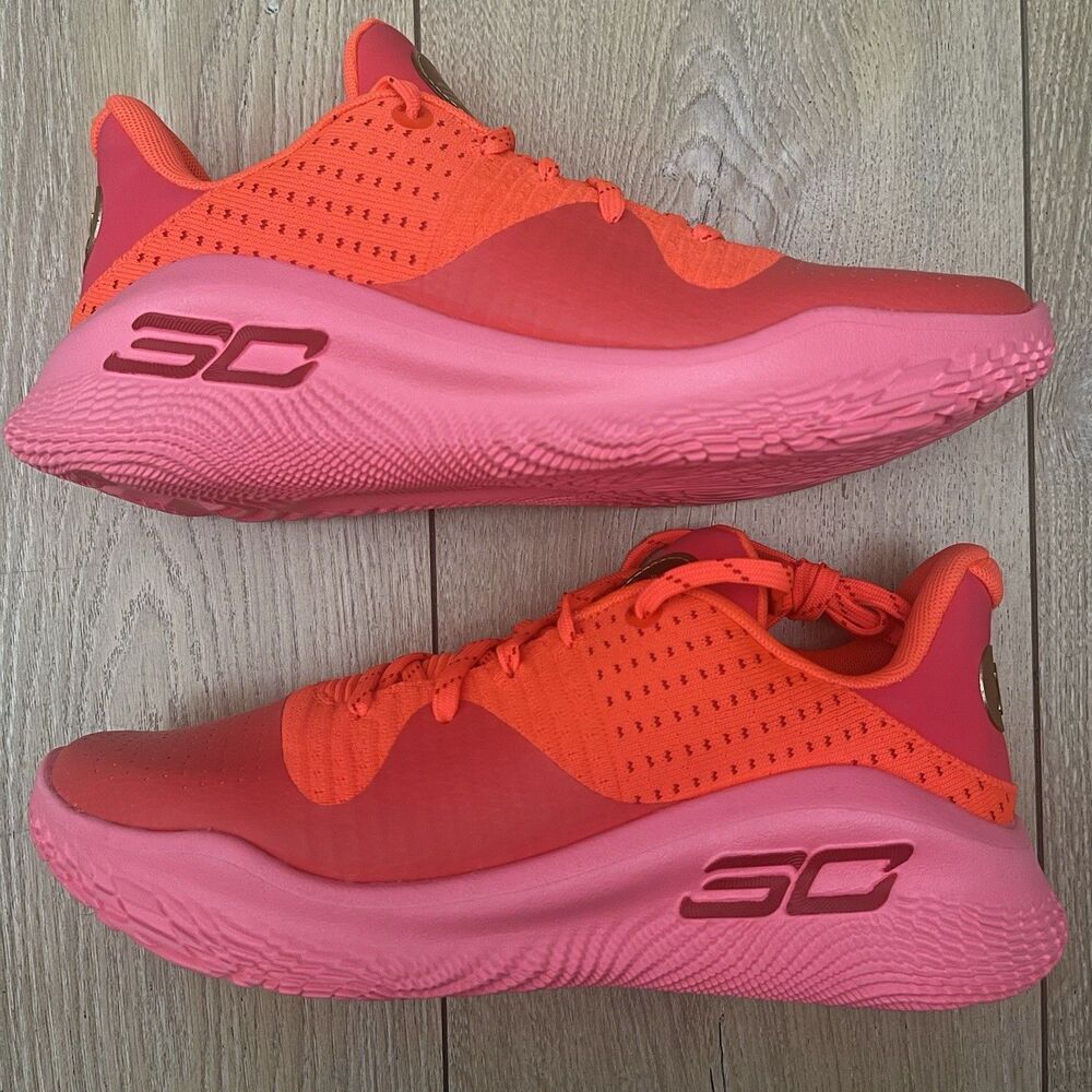 Under Armour Curry 4 Low FloTro Flooded Size 8